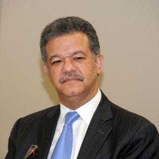 Los primeros cuatro años de Leonel Fernández 1996-2000:Un país más moderno, pero no necesariamente más justo